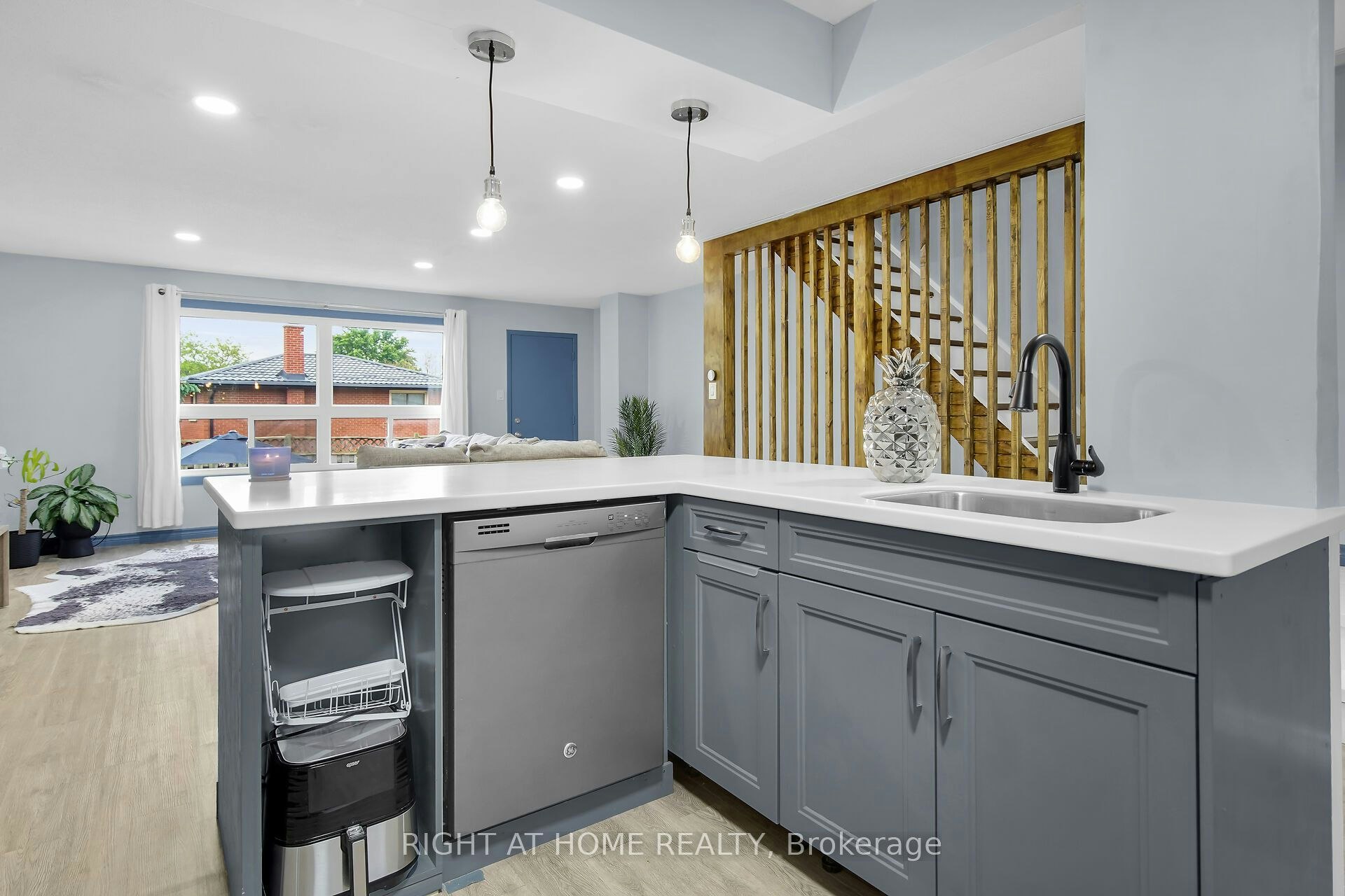 25-450 Pond Mills Road, London, ON, N5Z 4X2 - 18
