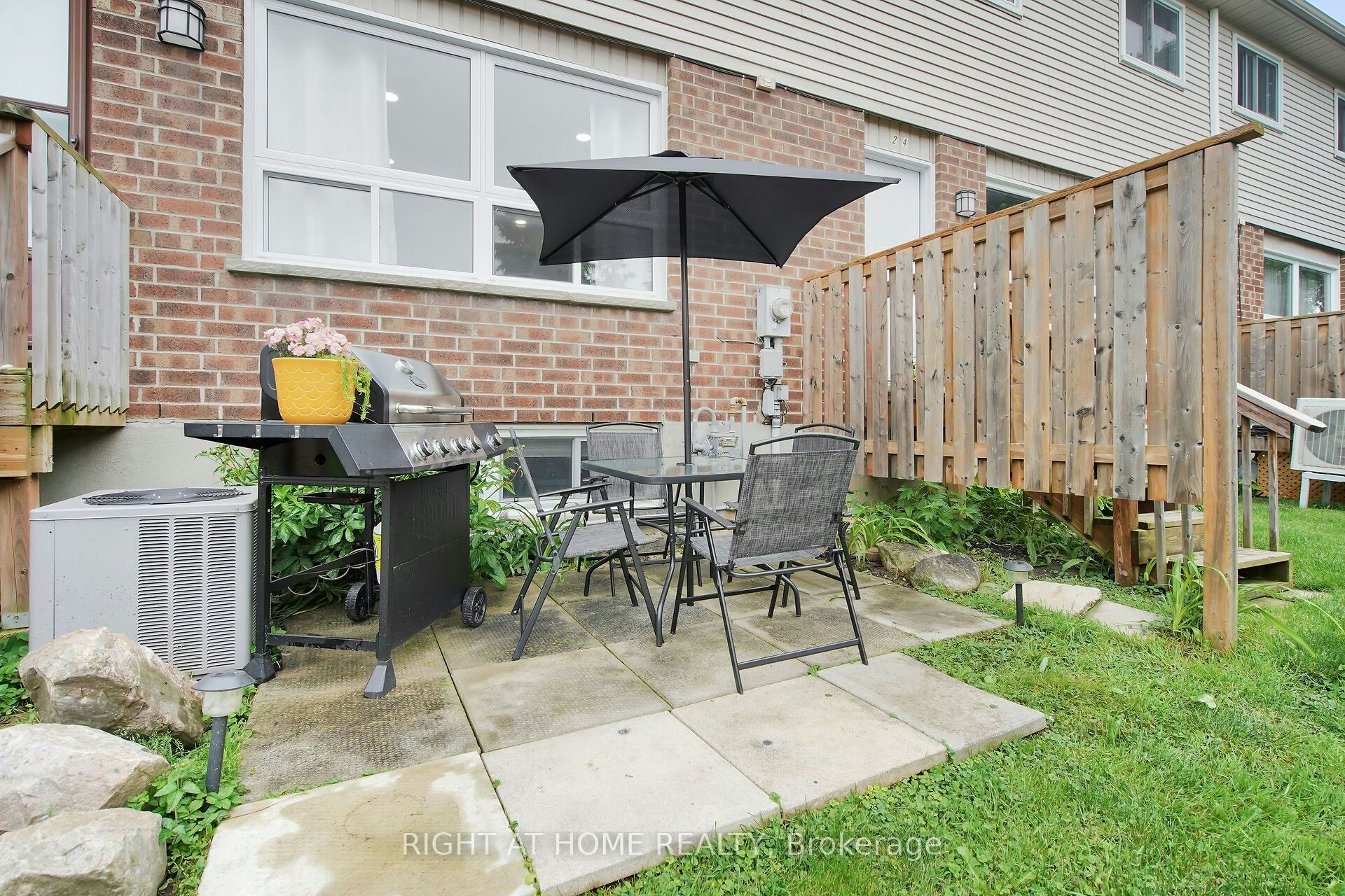 25-450 Pond Mills Road, London, ON, N5Z 4X2 - 6