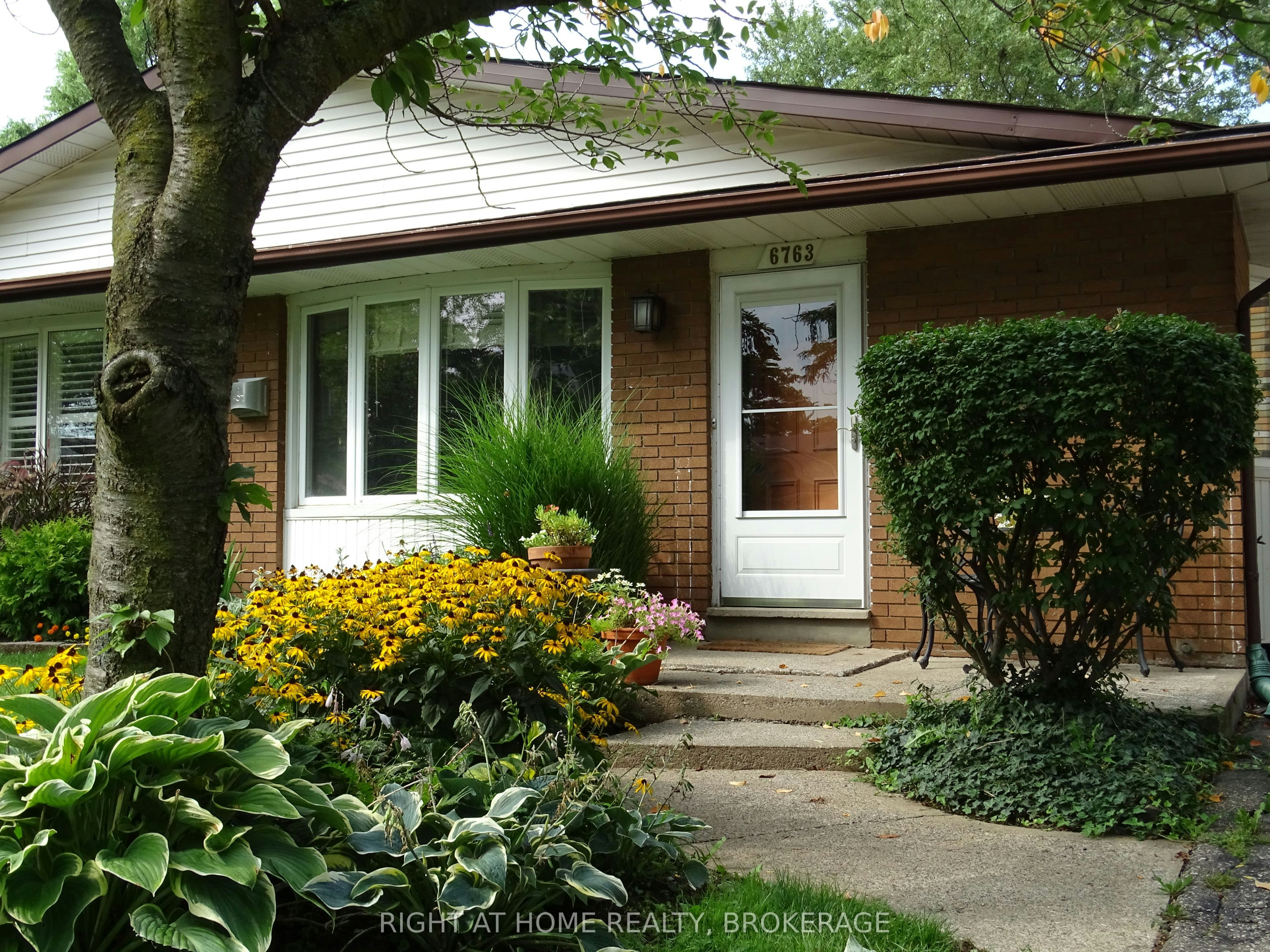 6763 Wilinger Street, Niagara Falls, ON, L2J 2B4