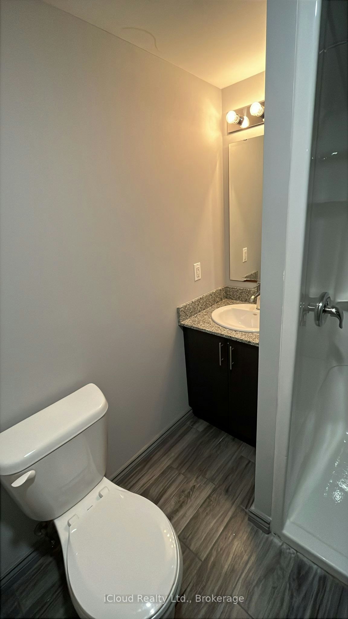 A207-275 Larch Street, Waterloo, ON, N2L 3R2 - 12