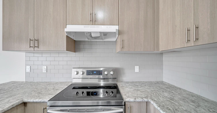 793 Spillsbury Drive, Peterborough, ON, K9K 1K9 - 8