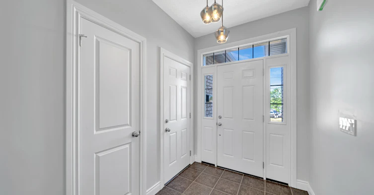 793 Spillsbury Drive, Peterborough, ON, K9K 1K9 - 3