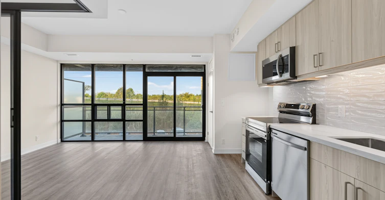 239-350 Prince Charles Drive S, Welland, ON, L3C 5A6 - 9
