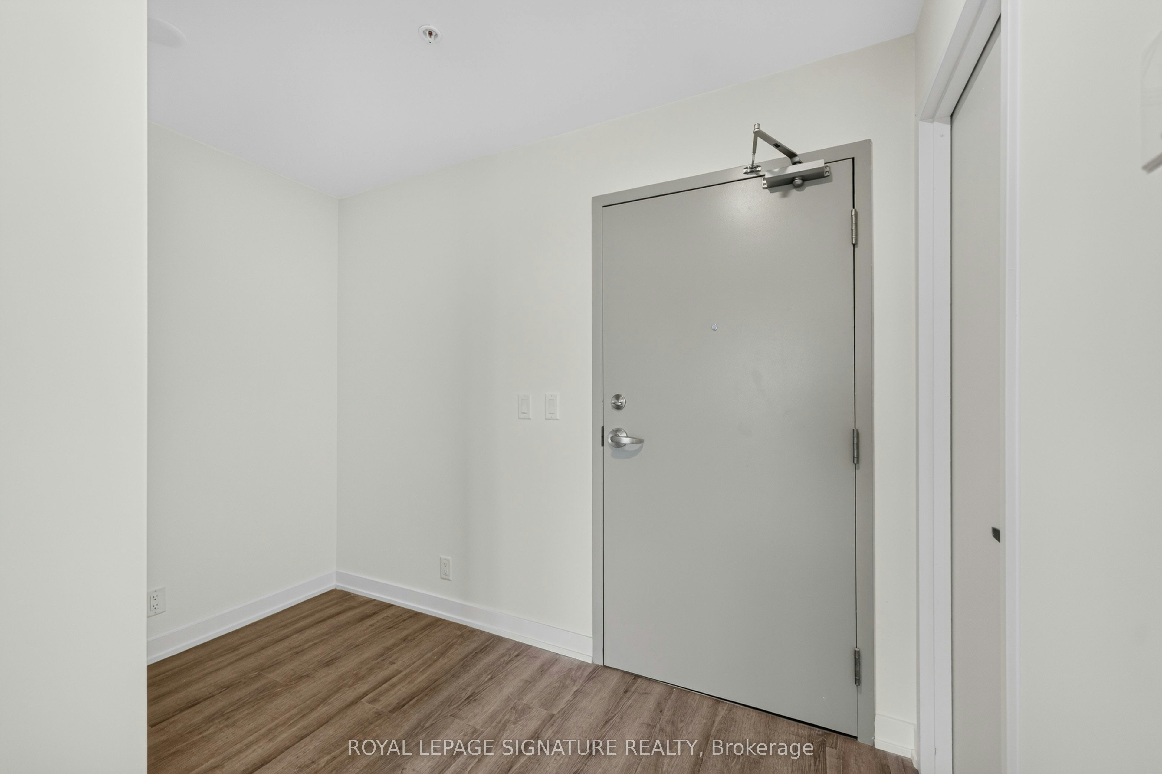 239-350 Prince Charles Drive S, Welland, ON, L3C 5A6 - 8