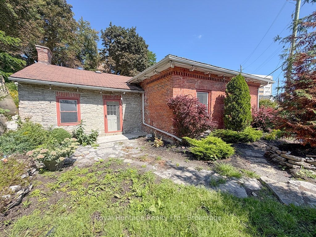 6 Willard Street, Belleville, ON, K8P 1C5