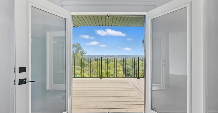 50 Oak Avenue, Hamilton, ON, L9H 4Y9 - 8