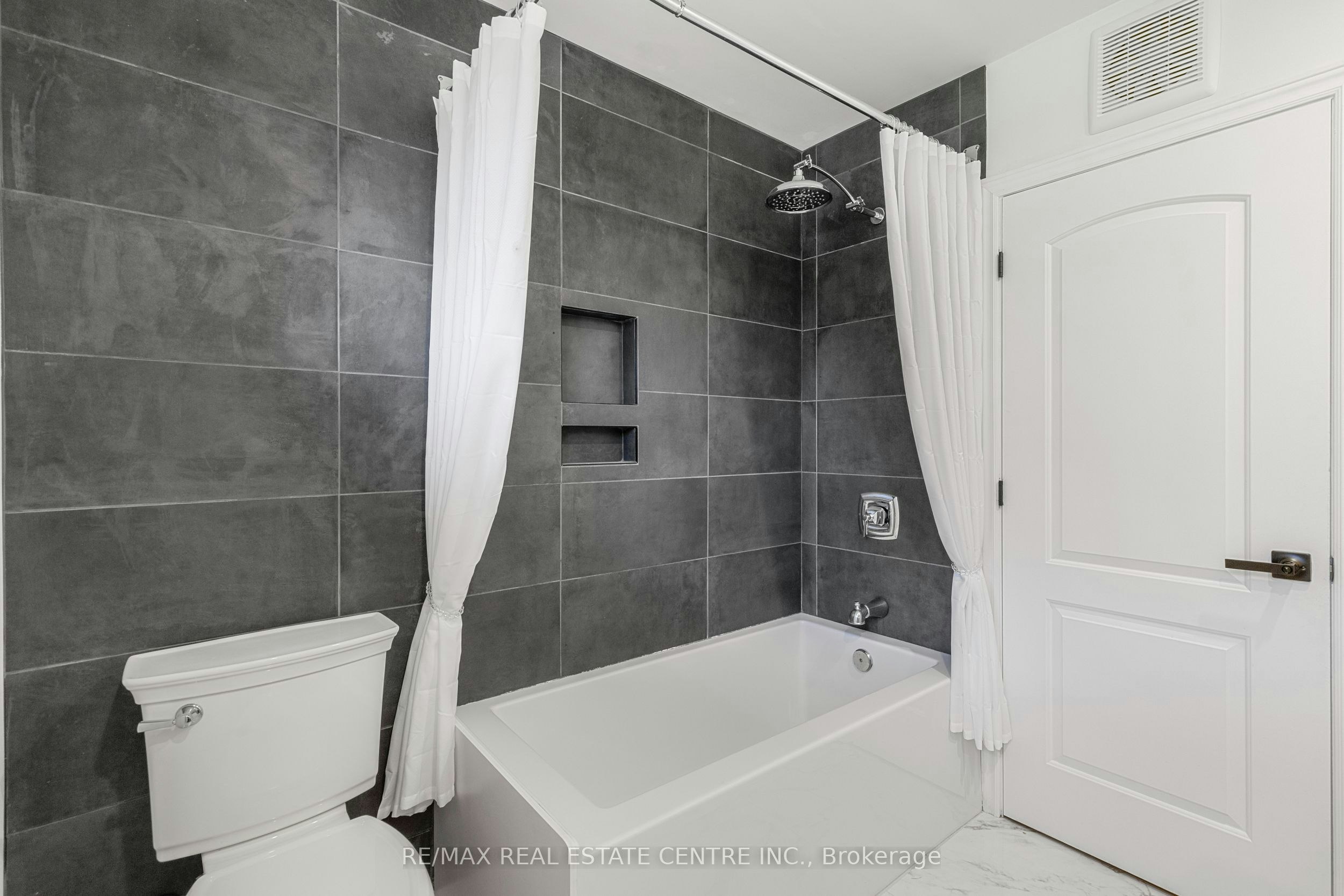 50 Oak Avenue, Hamilton, ON, L9H 4Y9 - 36