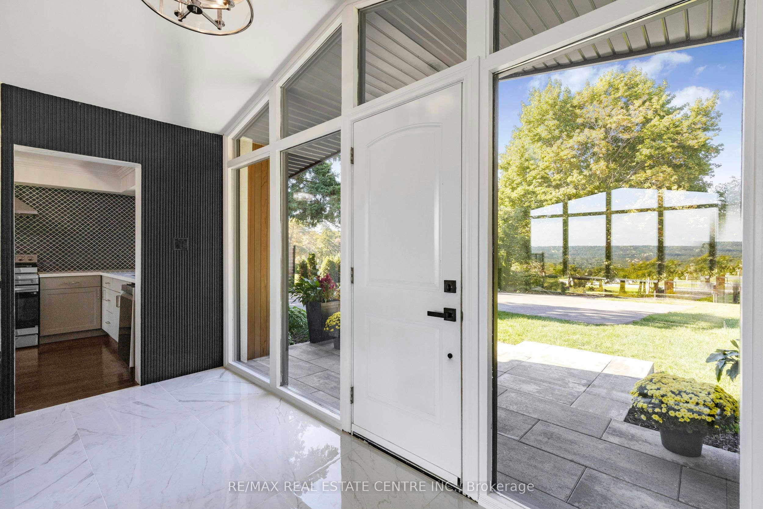 50 Oak Avenue, Hamilton, ON, L9H 4Y9 - 24