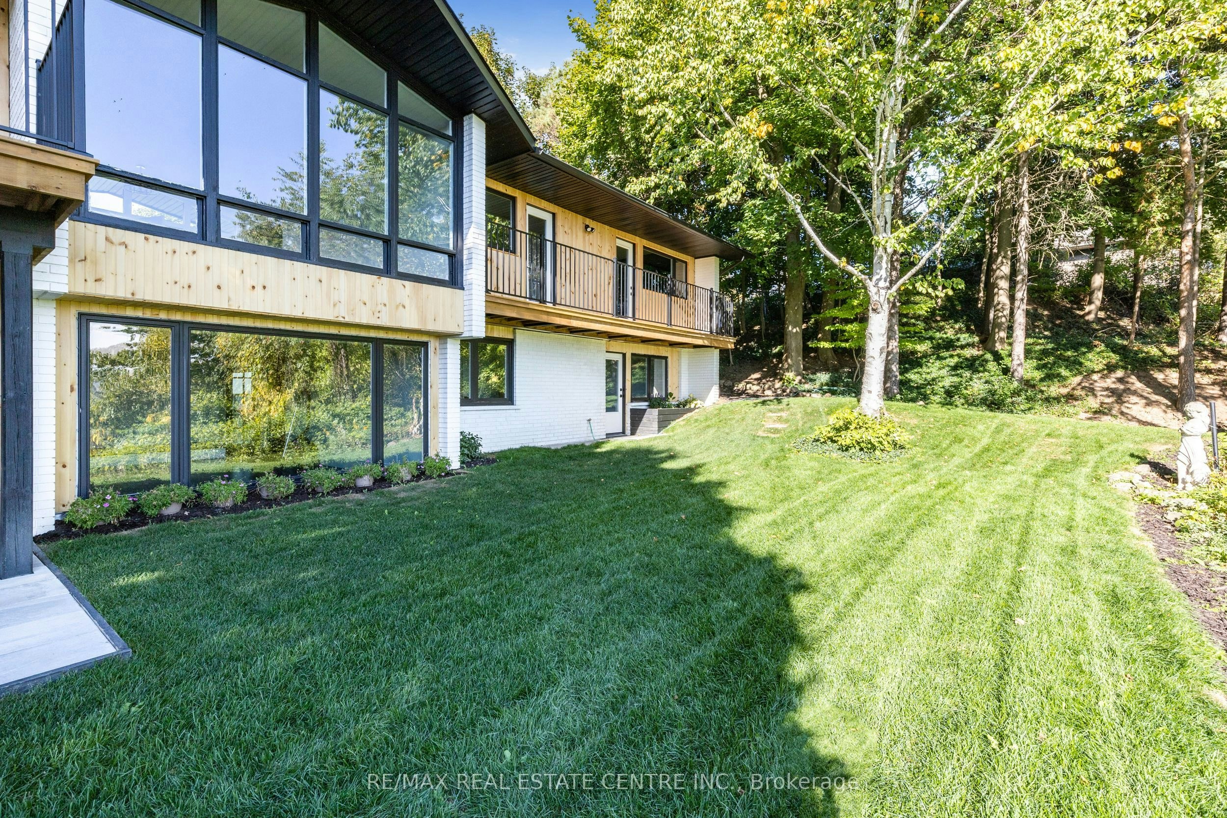 50 Oak Avenue, Hamilton, ON, L9H 4Y9 - 39