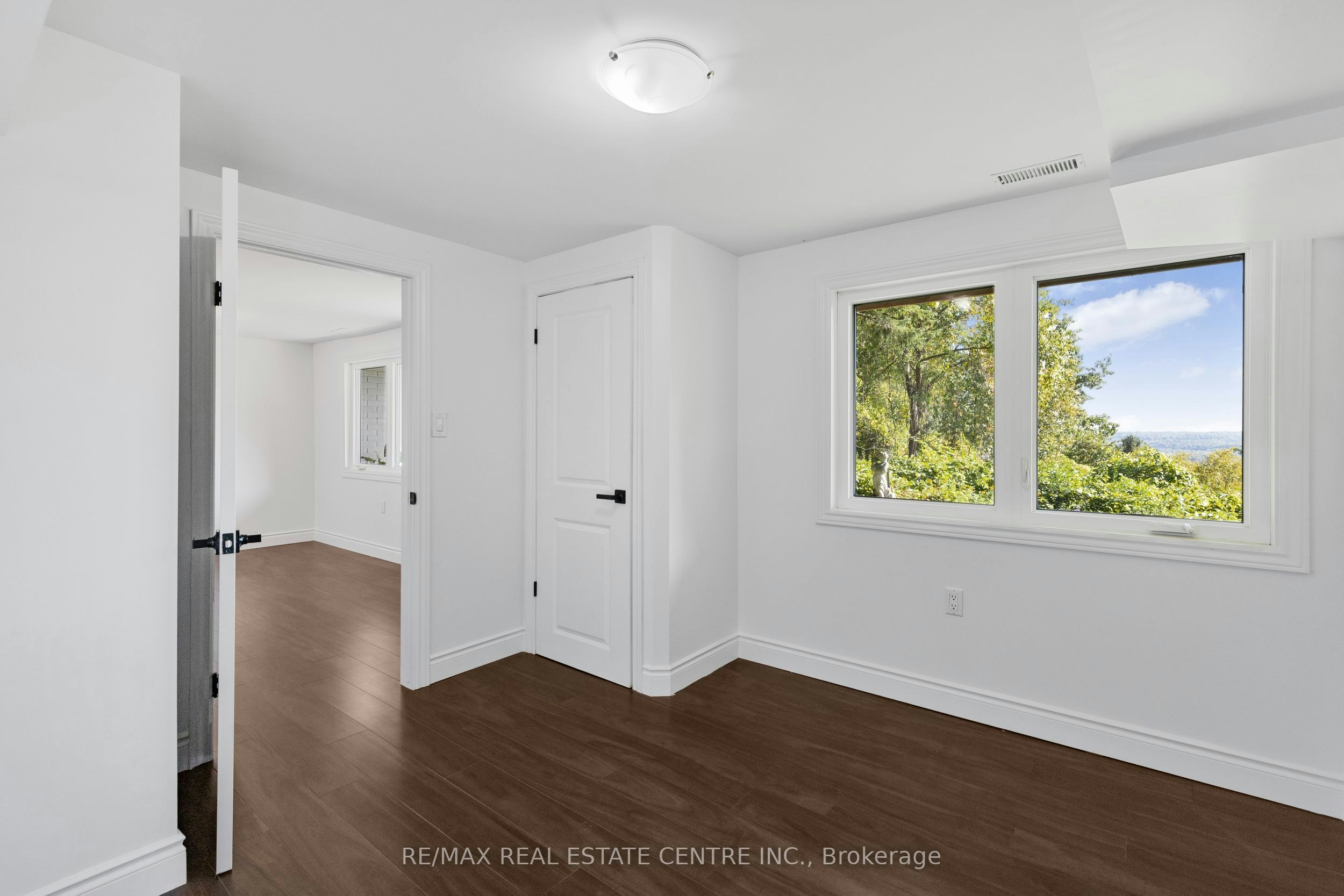 50 Oak Avenue, Hamilton, ON, L9H 4Y9 - 21
