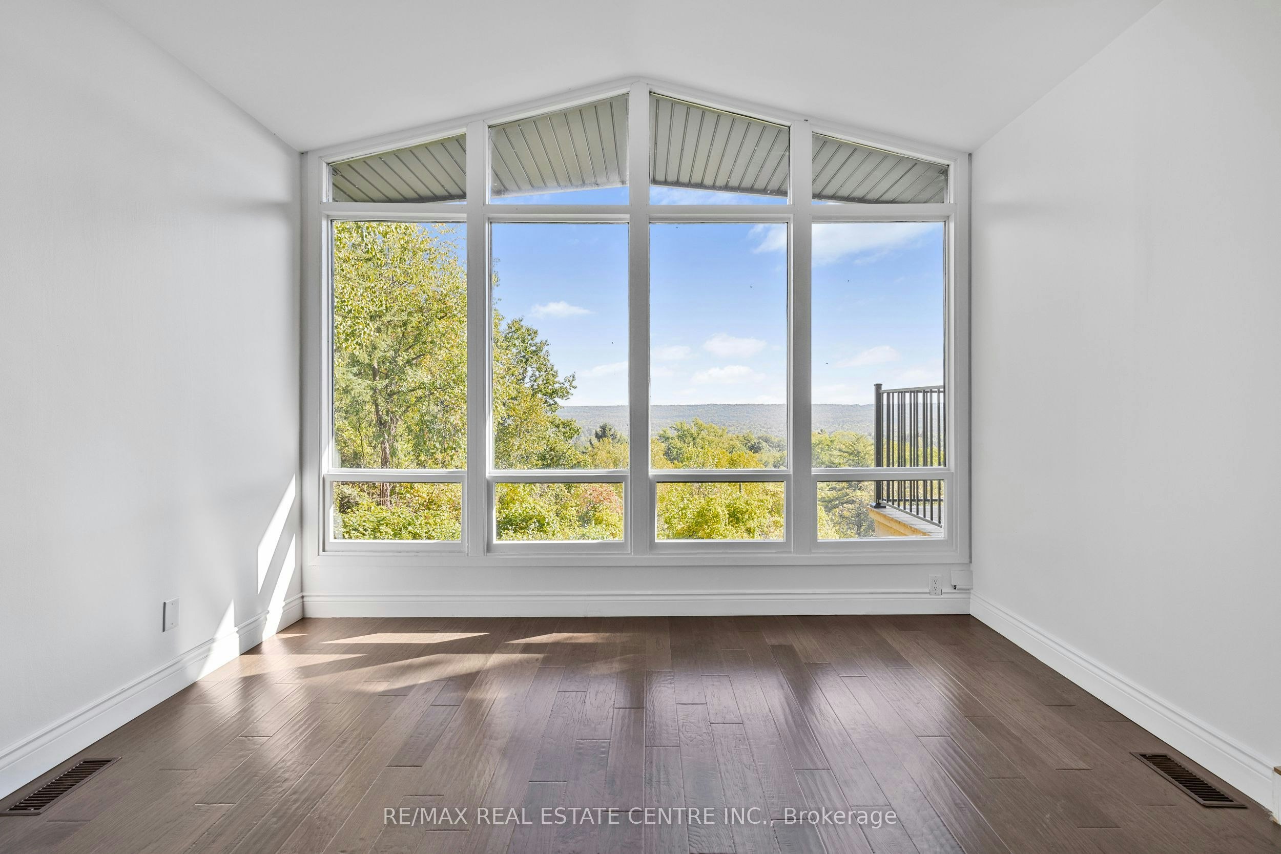 50 Oak Avenue, Hamilton, ON, L9H 4Y9 - 26