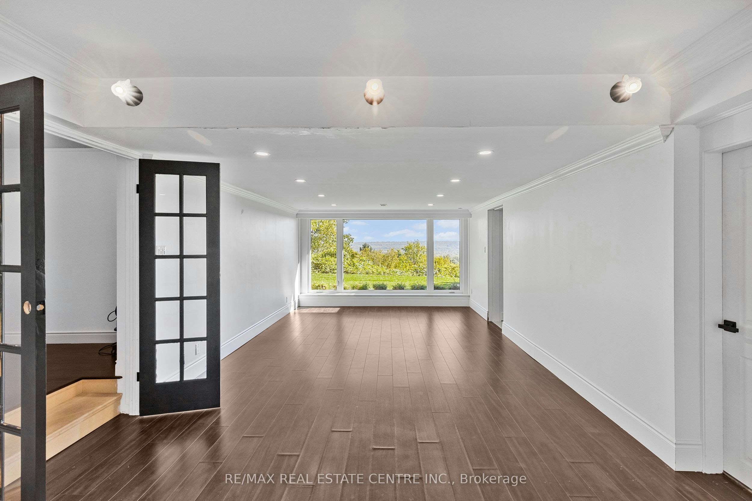 50 Oak Avenue, Hamilton, ON, L9H 4Y9 - 16