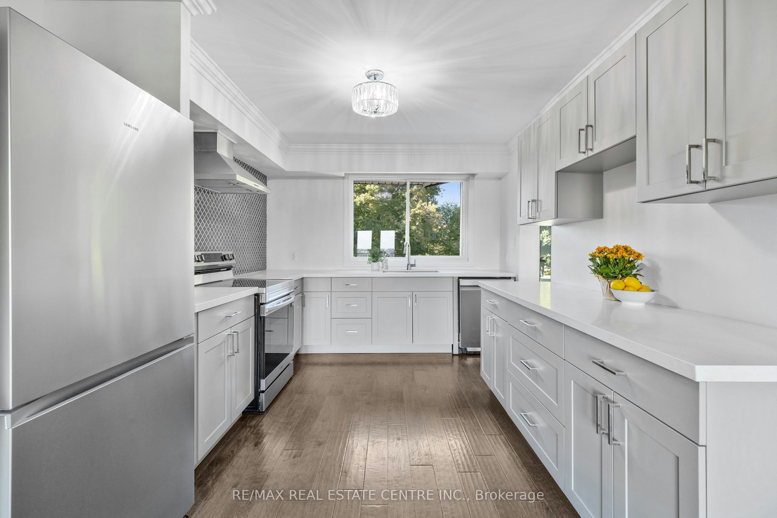 50 Oak Avenue, Hamilton, ON, L9H 4Y9 - 30