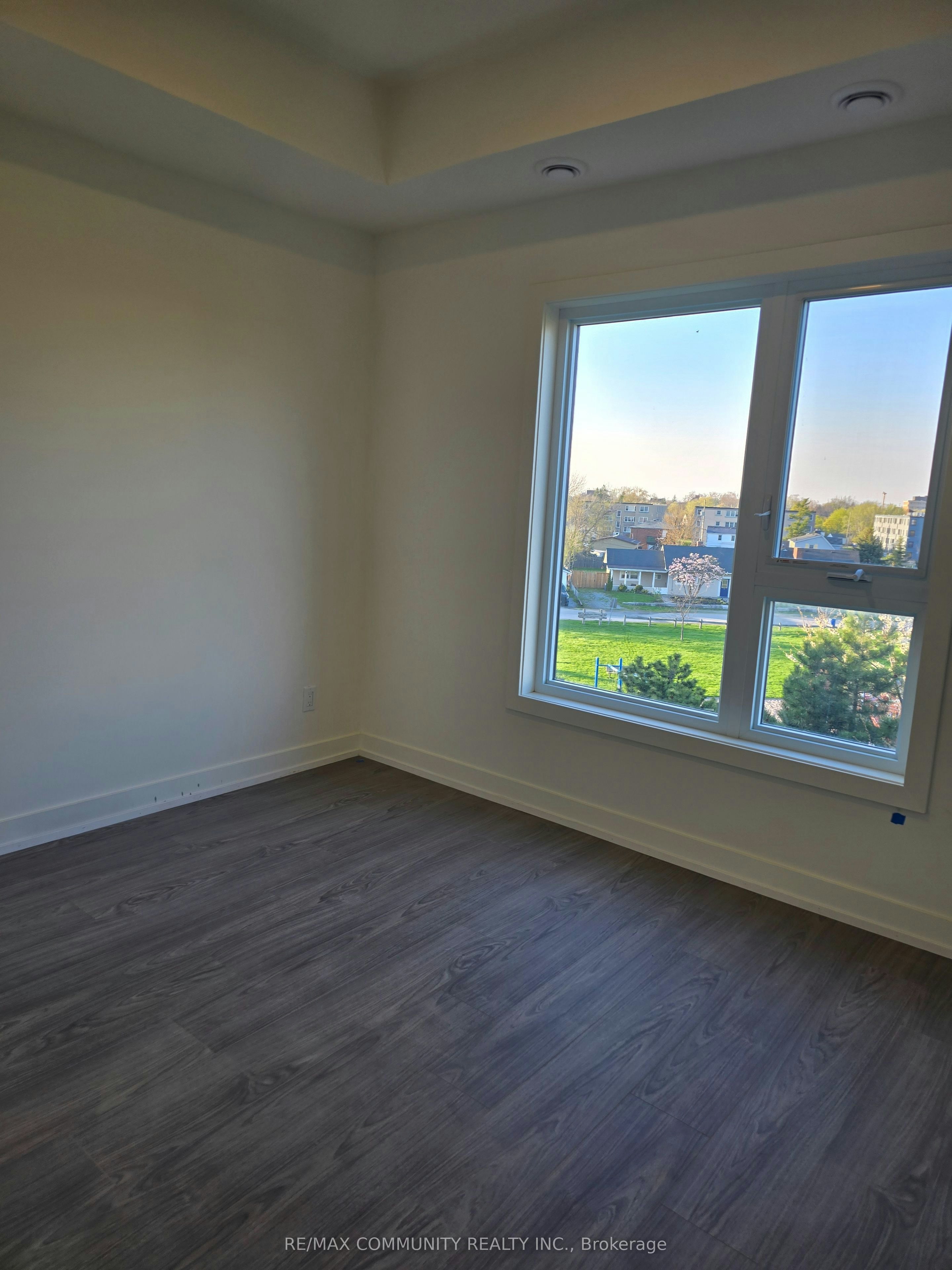 309B-16 Melbourne Avenue, St. Catharines, ON, L2P 3J8 - 4