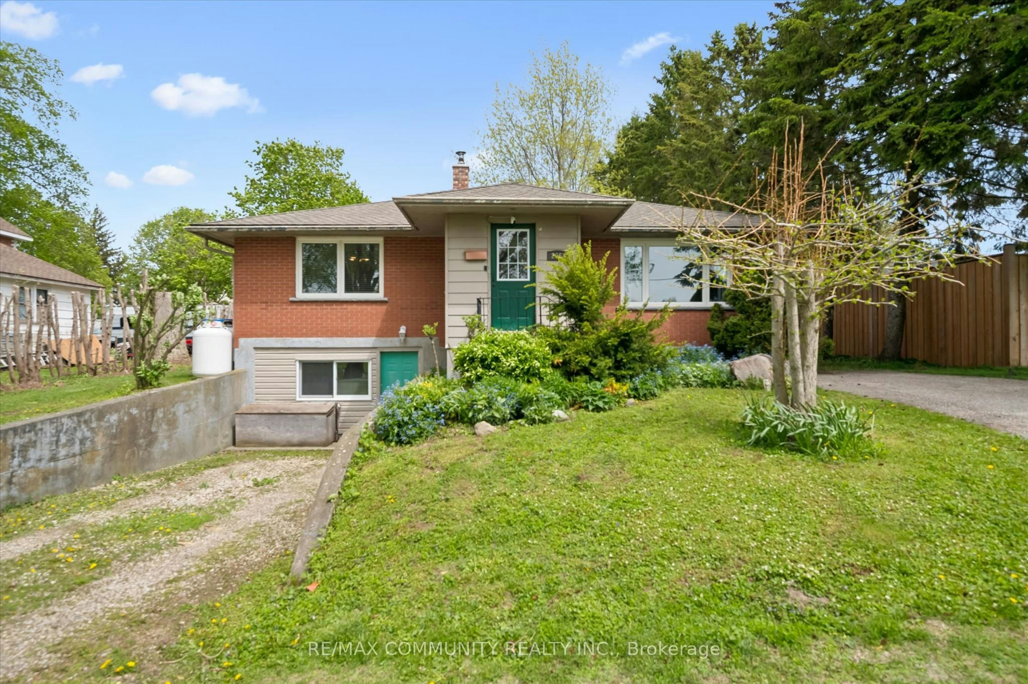 2063 George Street, Howick, ON, N0G 1X0