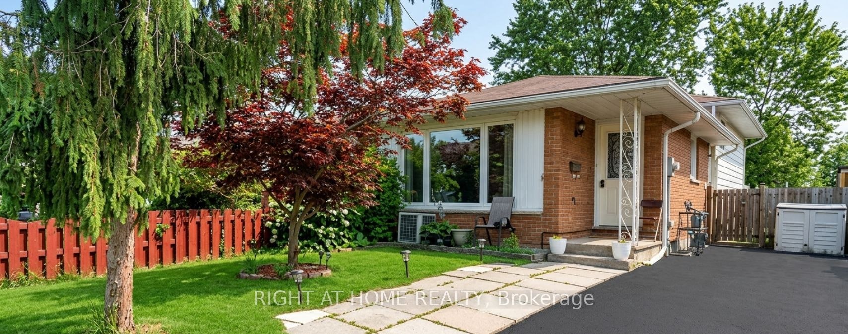 14 Canterbury Drive, St. Catharines, ON, L2P 3M7