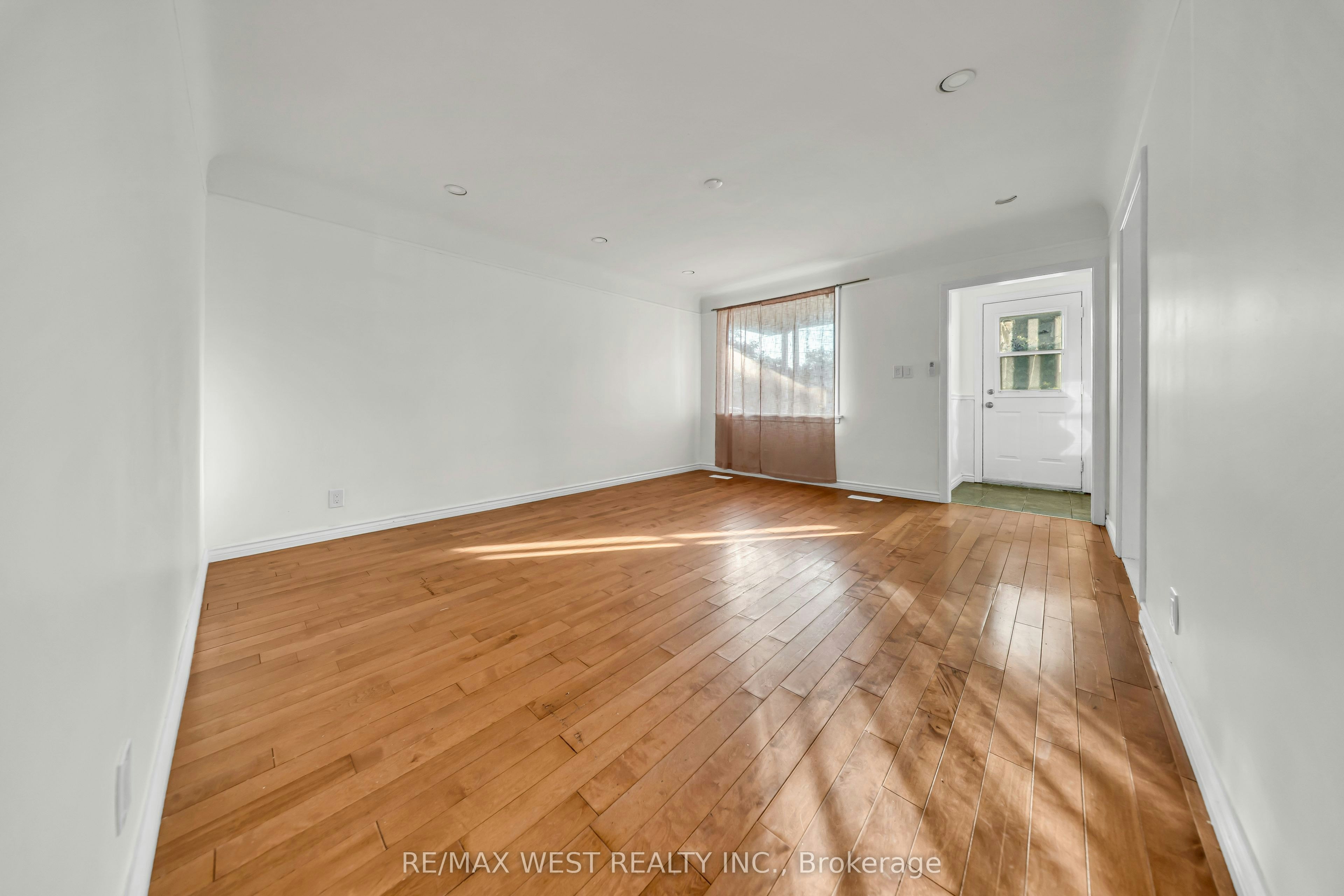 28 Donley Street, Kitchener, ON, N2M 3P1 - 8