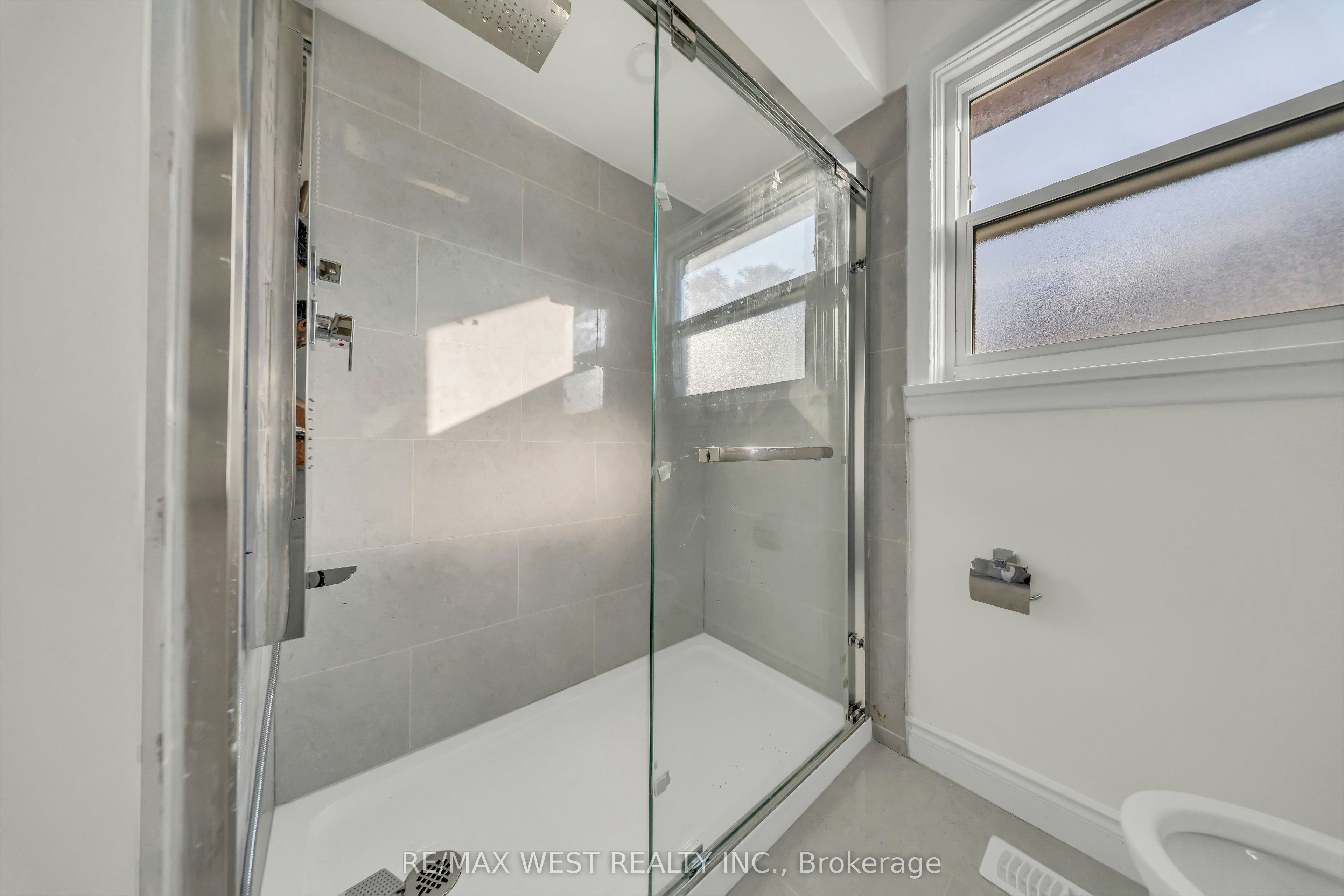 28 Donley Street, Kitchener, ON, N2M 3P1 - 19