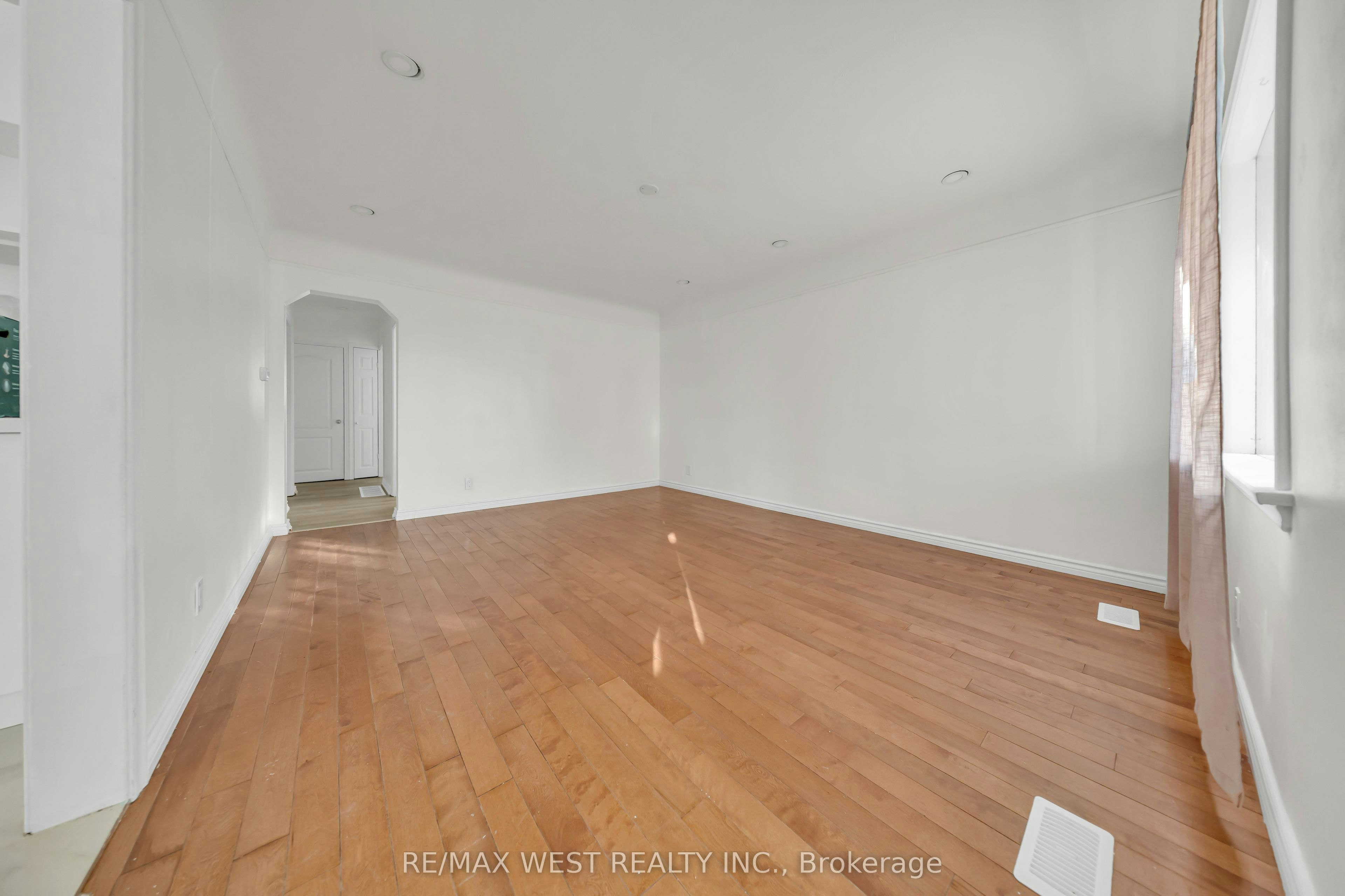 28 Donley Street, Kitchener, ON, N2M 3P1 - 6