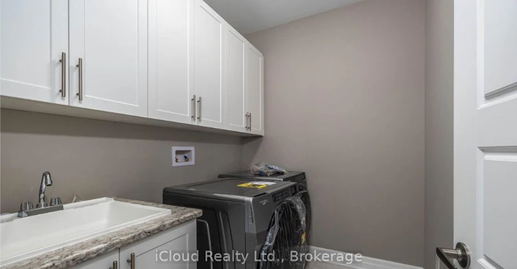 42 Milt Schmidt Street, Kitchener, ON, N2R 0T2 - 17