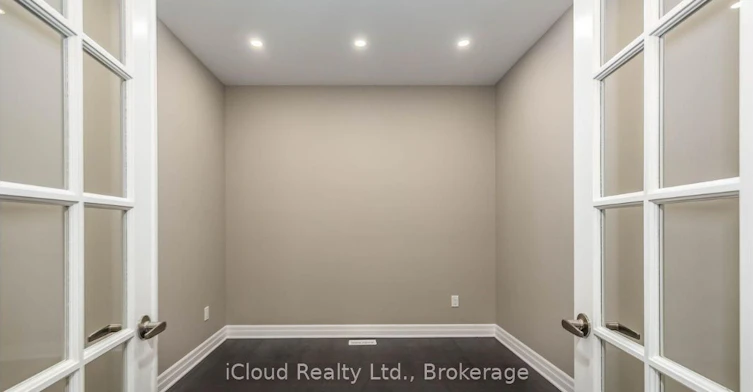 42 Milt Schmidt Street, Kitchener, ON, N2R 0T2 - 8