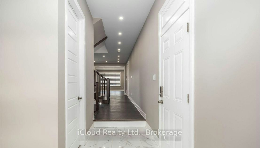 42 Milt Schmidt Street, Kitchener, ON, N2R 0T2 - 2