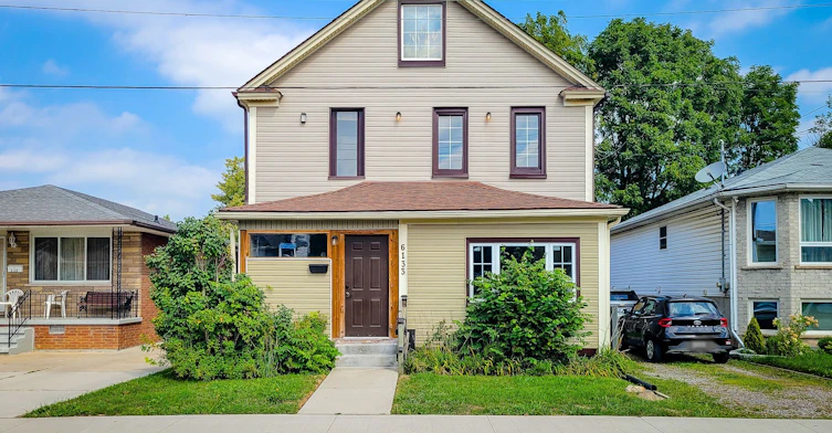 Upper-6133 Prospect Street, Niagara Falls, ON, L2G 1G9