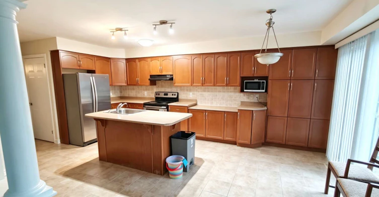 740 Oakcrossing Road, London, ON, N6H 5V9 - 2