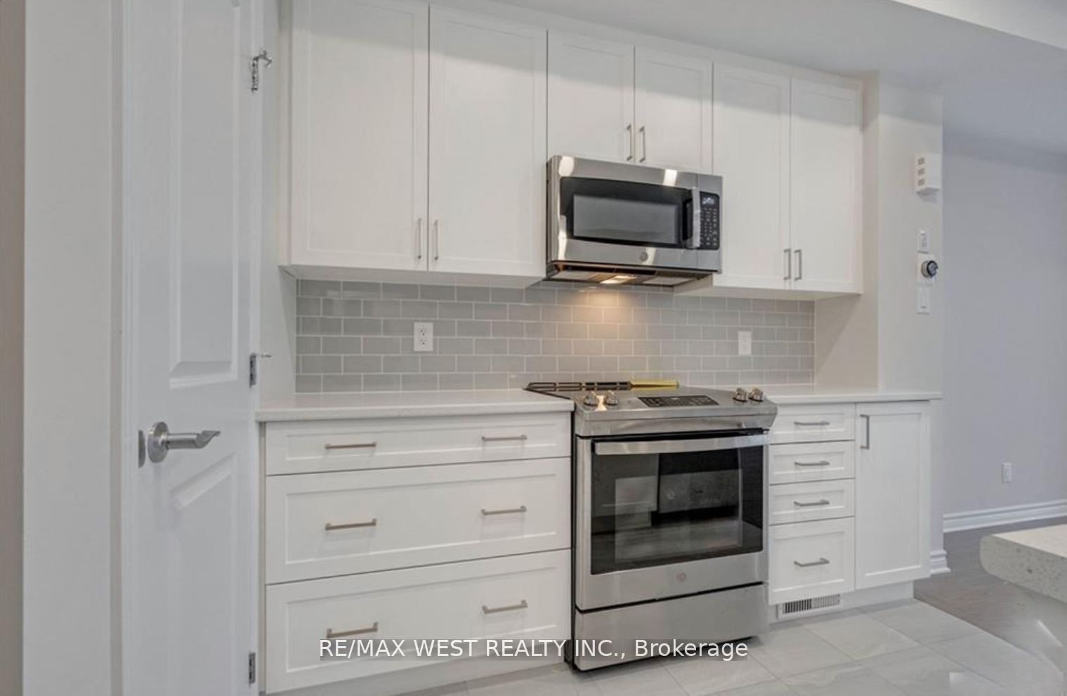 1026 Kijik Crescent, Ottawa, ON, K1X 1G6 - 8