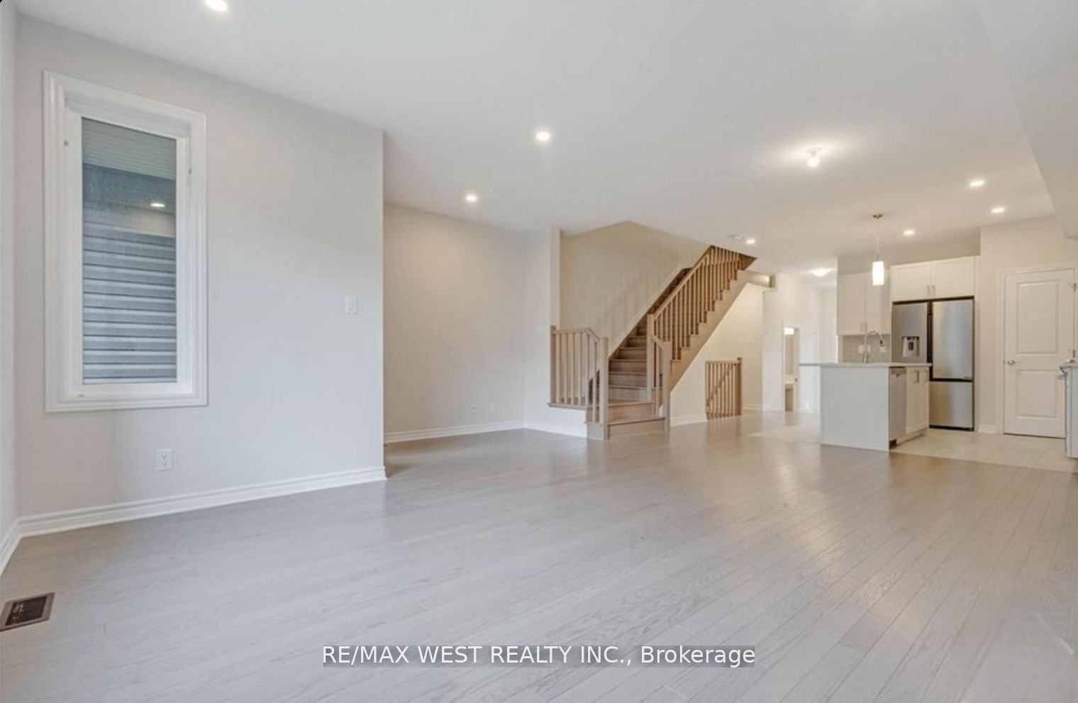 1026 Kijik Crescent, Ottawa, ON, K1X 1G6 - 12