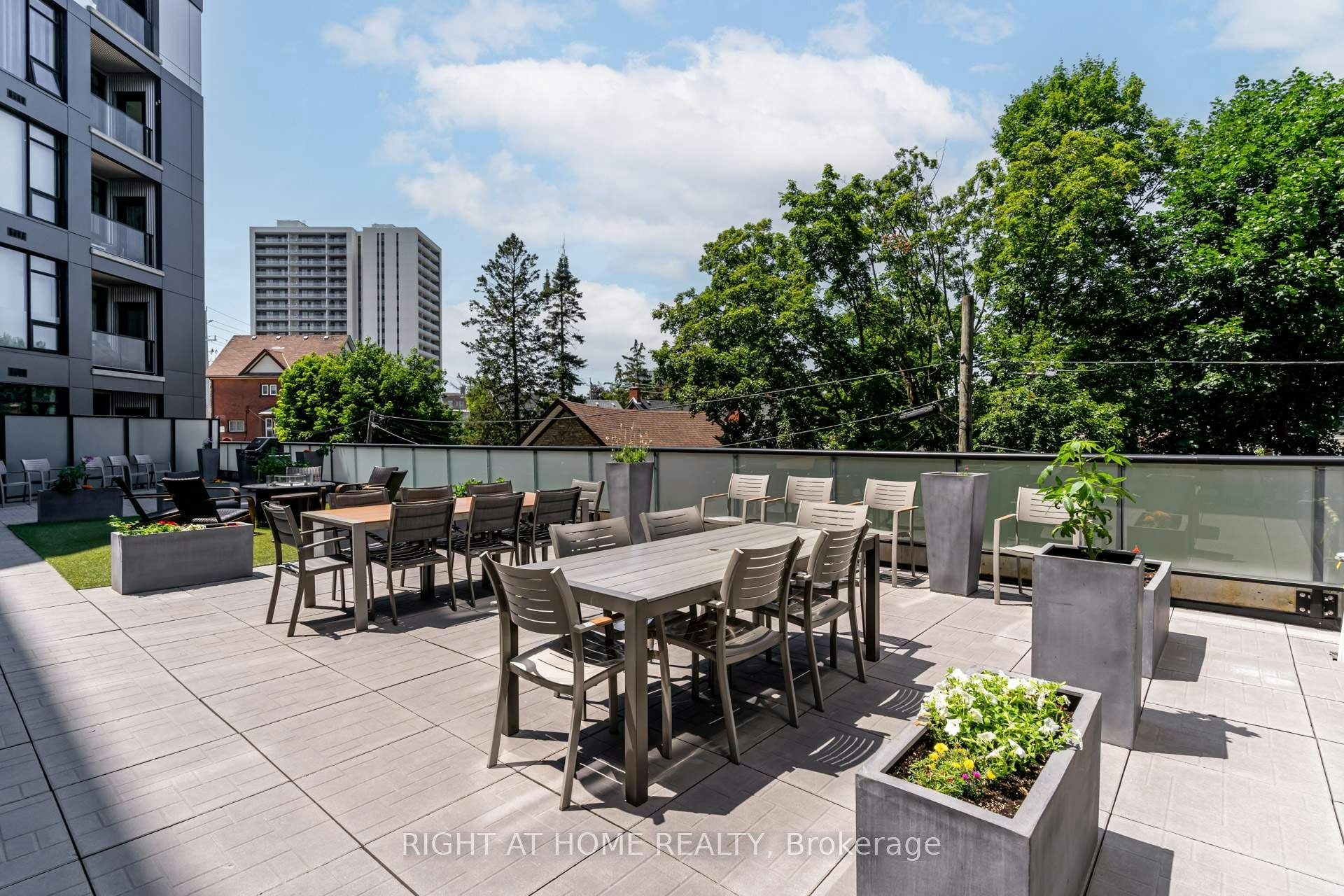 103-690 King Street W, Kitchener, ON, N2H 5L8 - 16