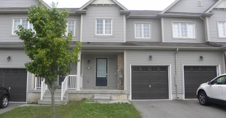 45 Butcher Crescent, Brantford, ON, N3T 0P3 - 2