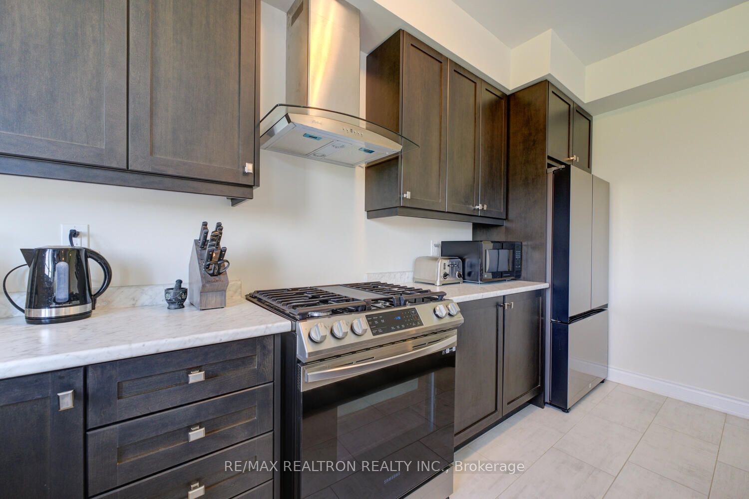 372 Blackburn Drive, Brantford, ON, N3T 5L5 - 12