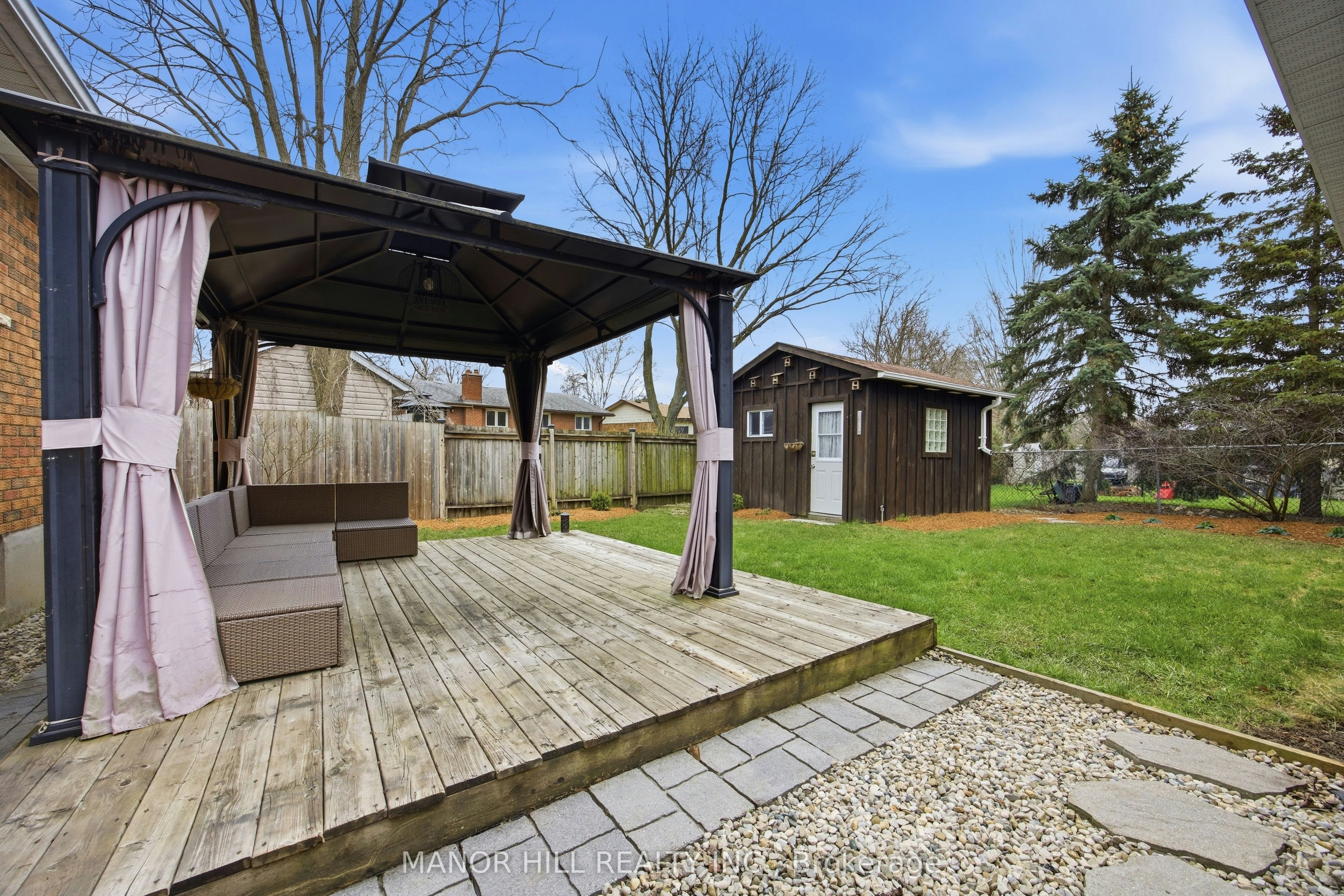 513 Havelock Drive, Waterloo, ON, N2L 4N8 - 23