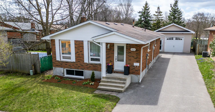 513 Havelock Drive, Waterloo, ON, N2L 4N8