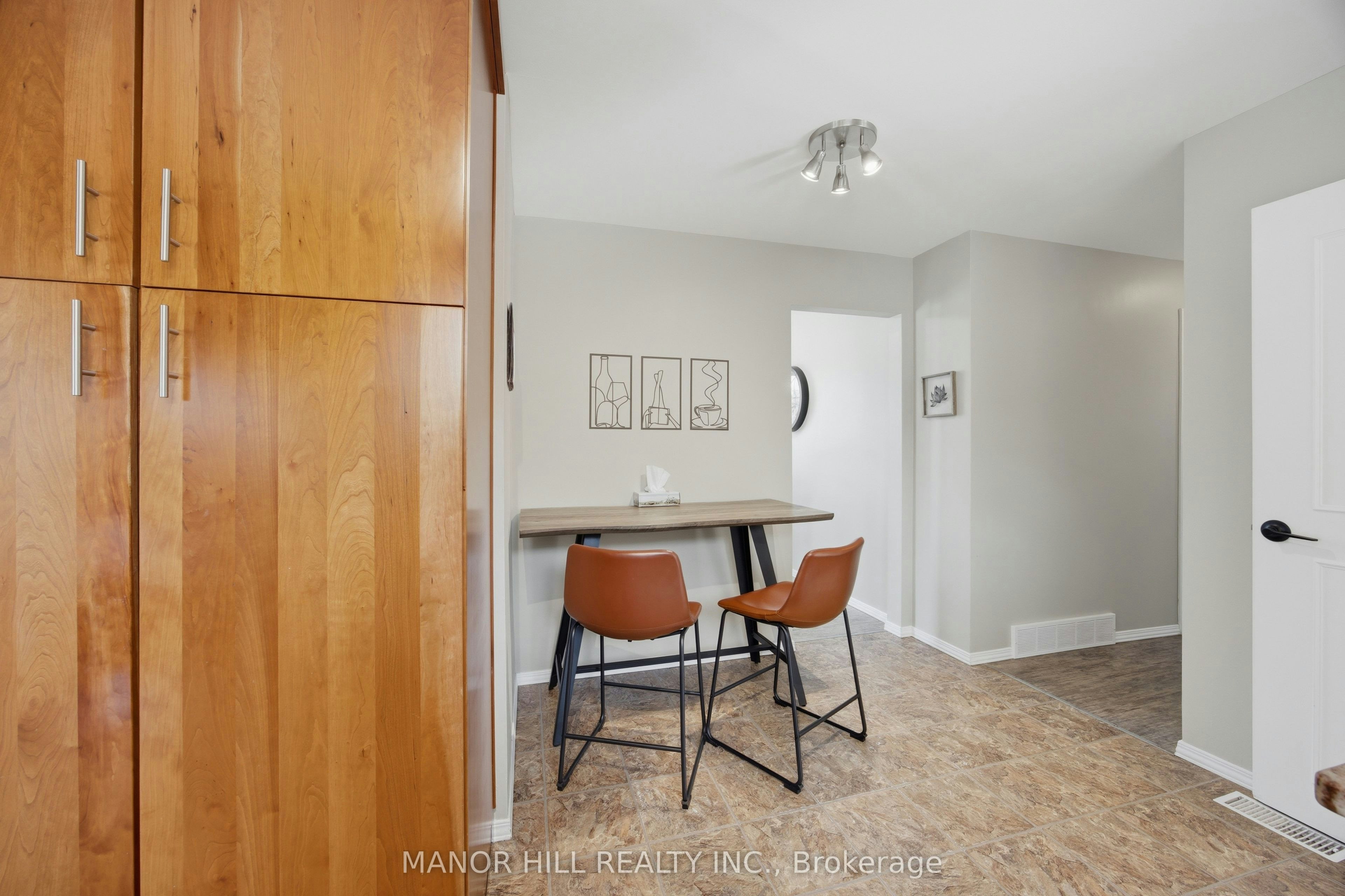 513 Havelock Drive, Waterloo, ON, N2L 4N8 - 7