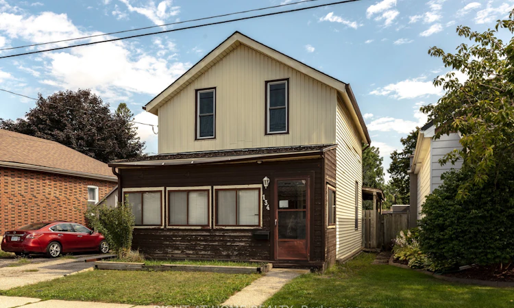 134 Catharine Avenue
