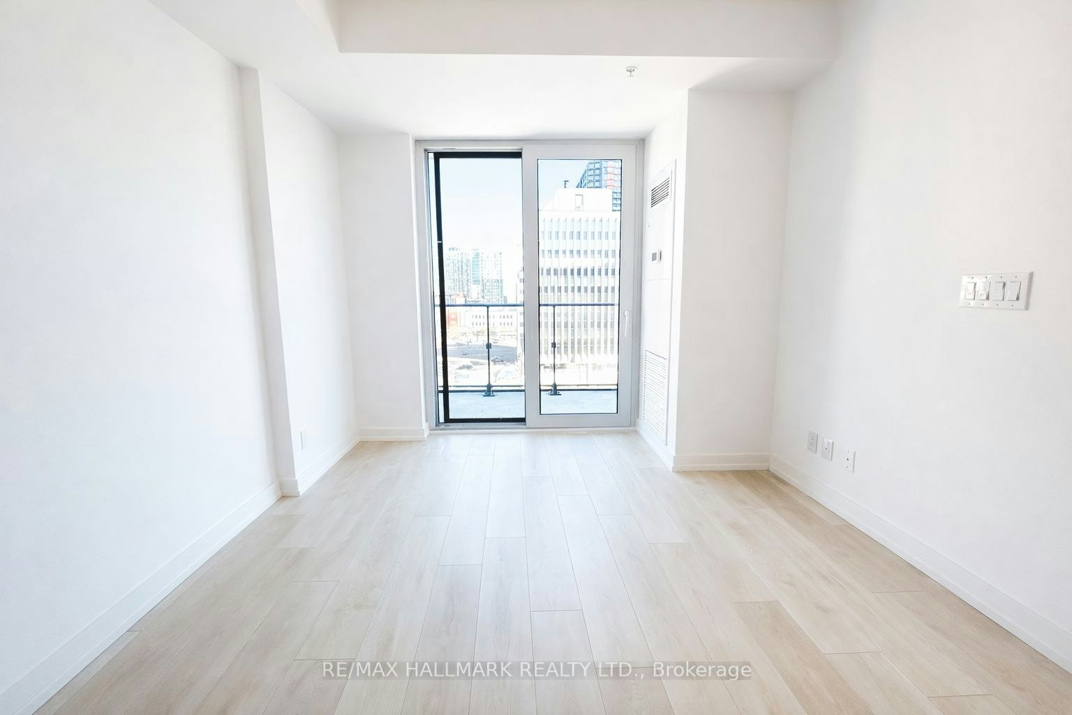 713-75 James Street S, Hamilton, ON, L8P 2Y9 - 3