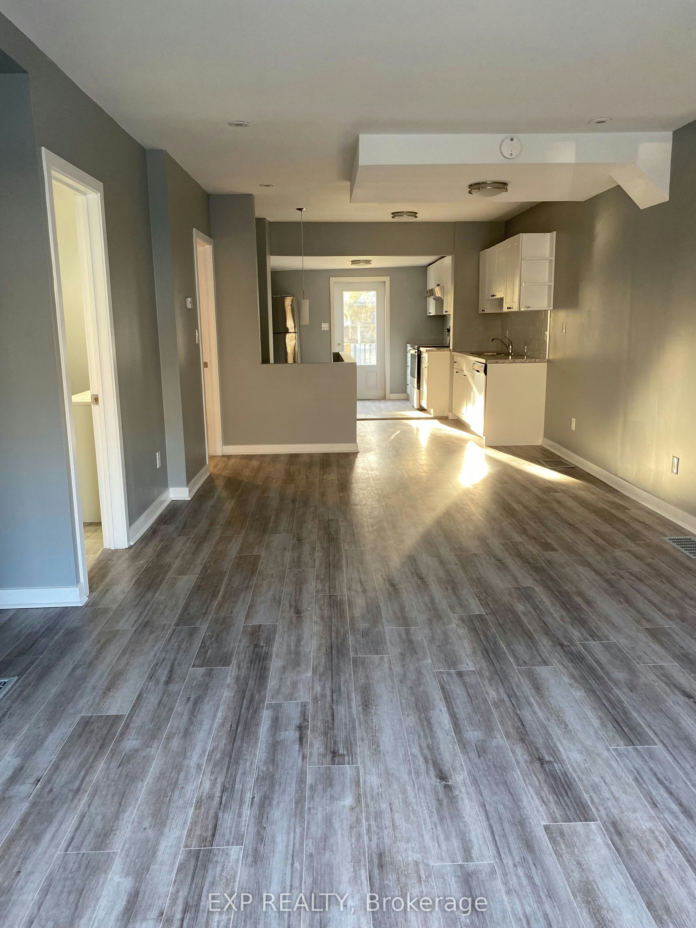 UPPER LEVEL-104 Lowell Avenue, St. Catharines, ON, L2R 2E2 - 13
