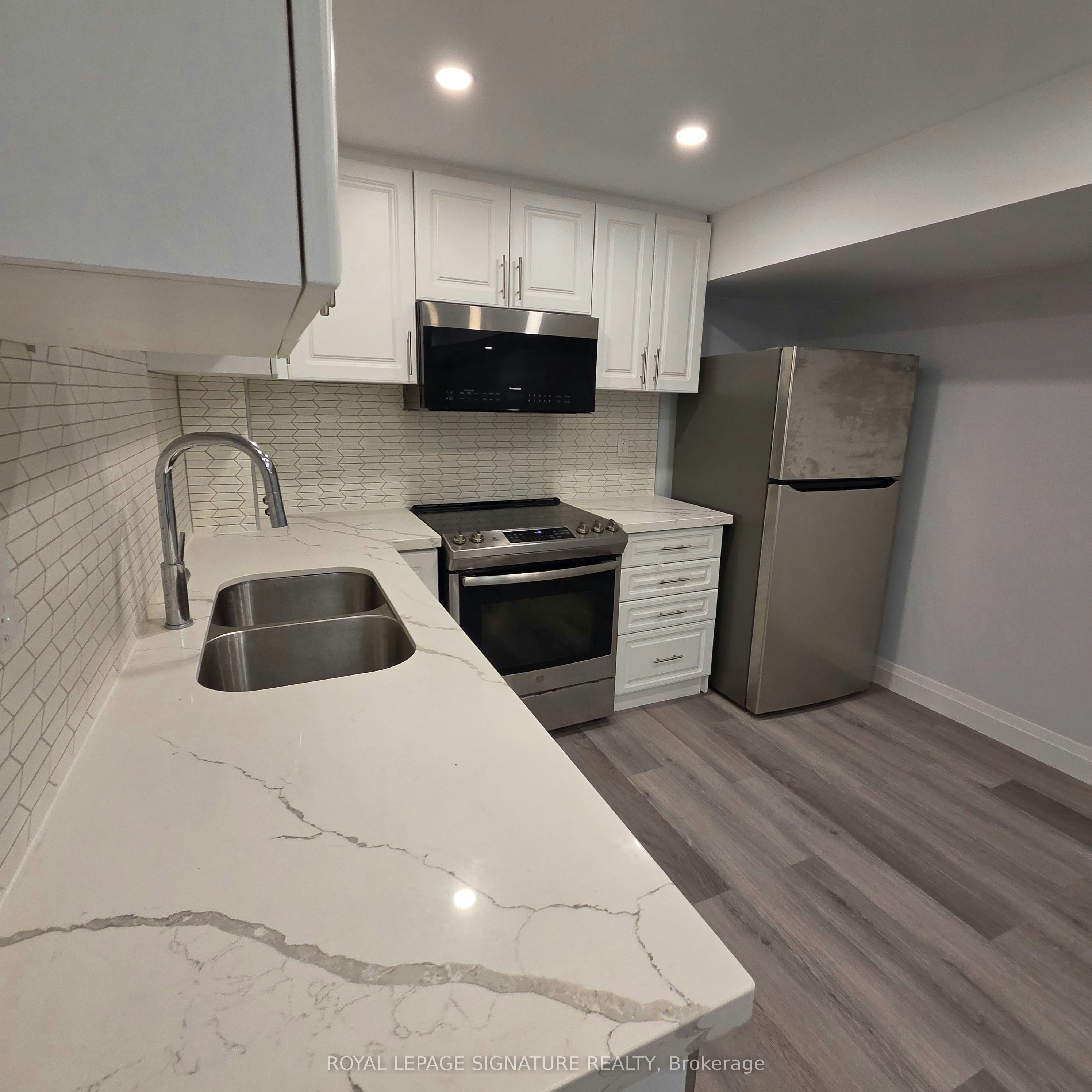 88 Blue Mountain Drive, Hamilton, ON, L0R 1P0 - 12