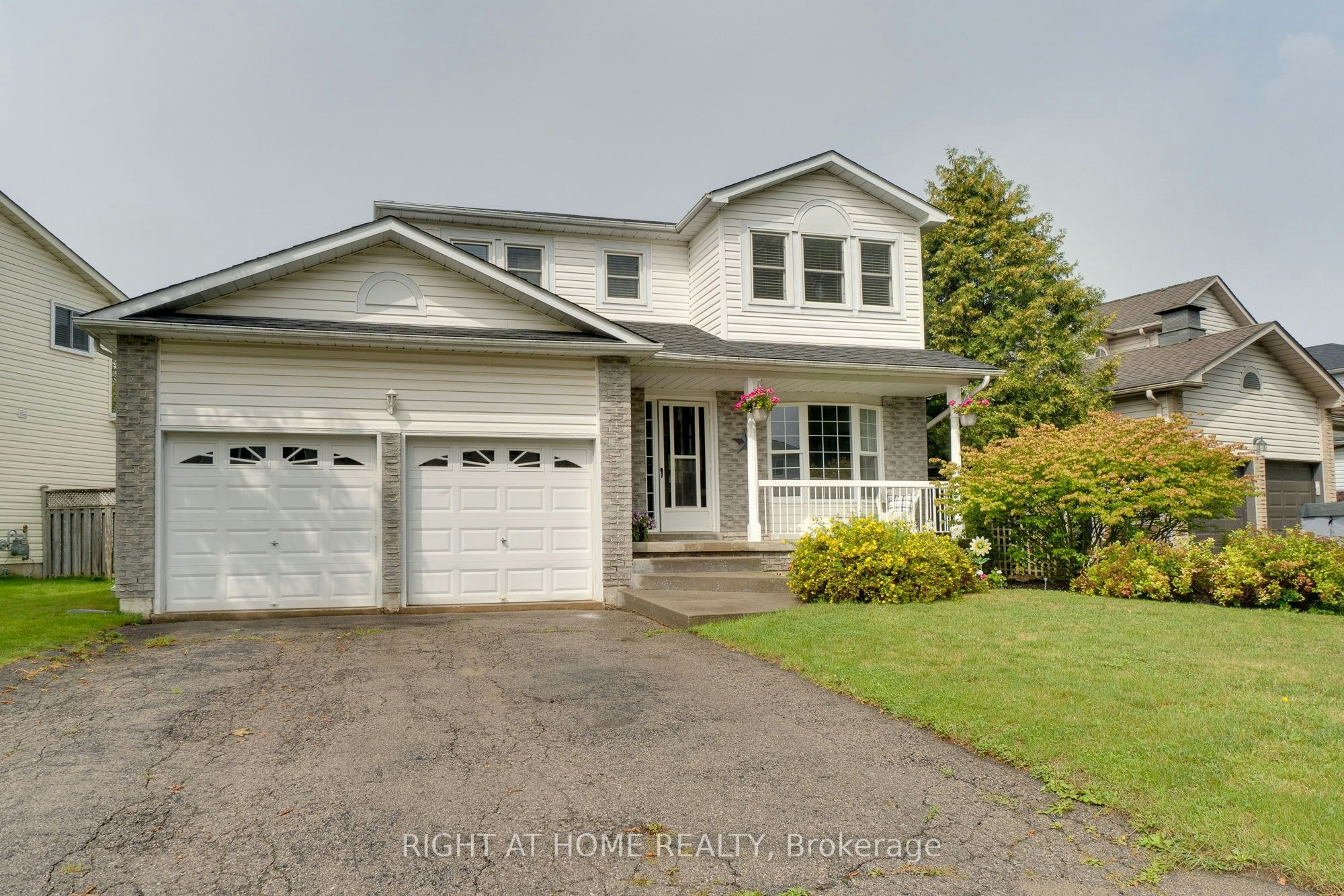 234 Philip Court W, Centre Wellington, ON, N1M 3M9