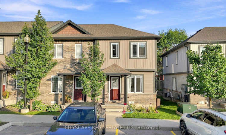 37-350 Dundas Street S