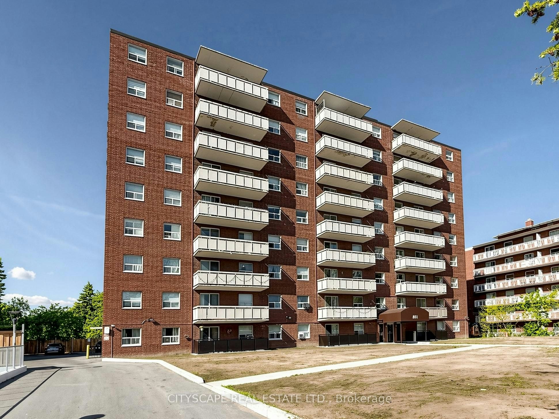 708-851 Queenston Road, Hamilton, ON, L8G 1B4
