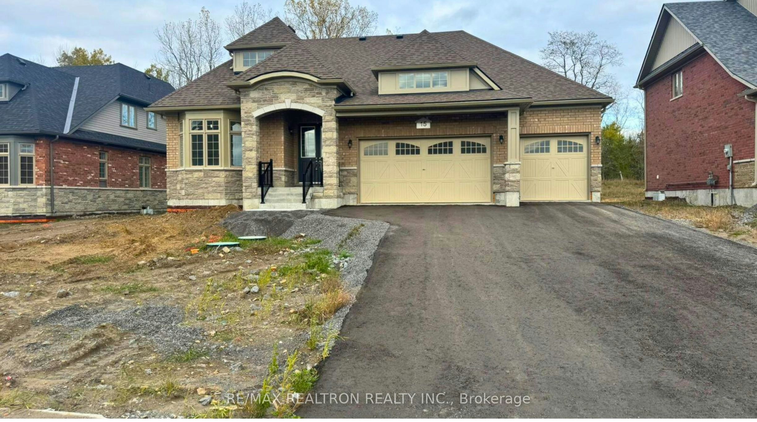 15 East Vista Terrace, Quinte West, ON, K0K 1L0 - 2