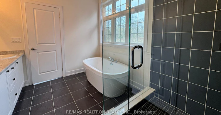 15 East Vista Terrace, Quinte West, ON, K0K 1L0 - 8