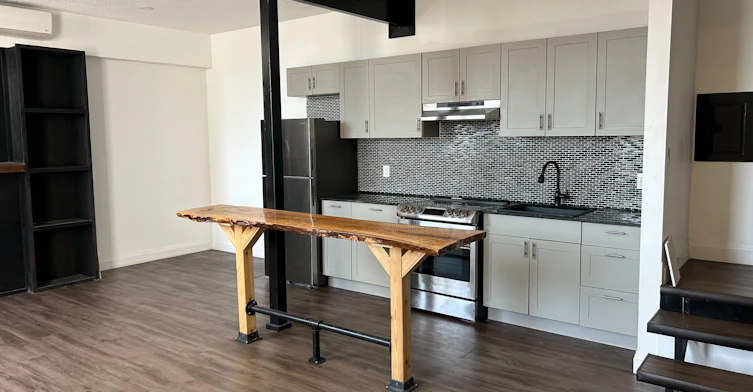 12-7 Foundry Street, Hamilton, ON, L9H 2V6