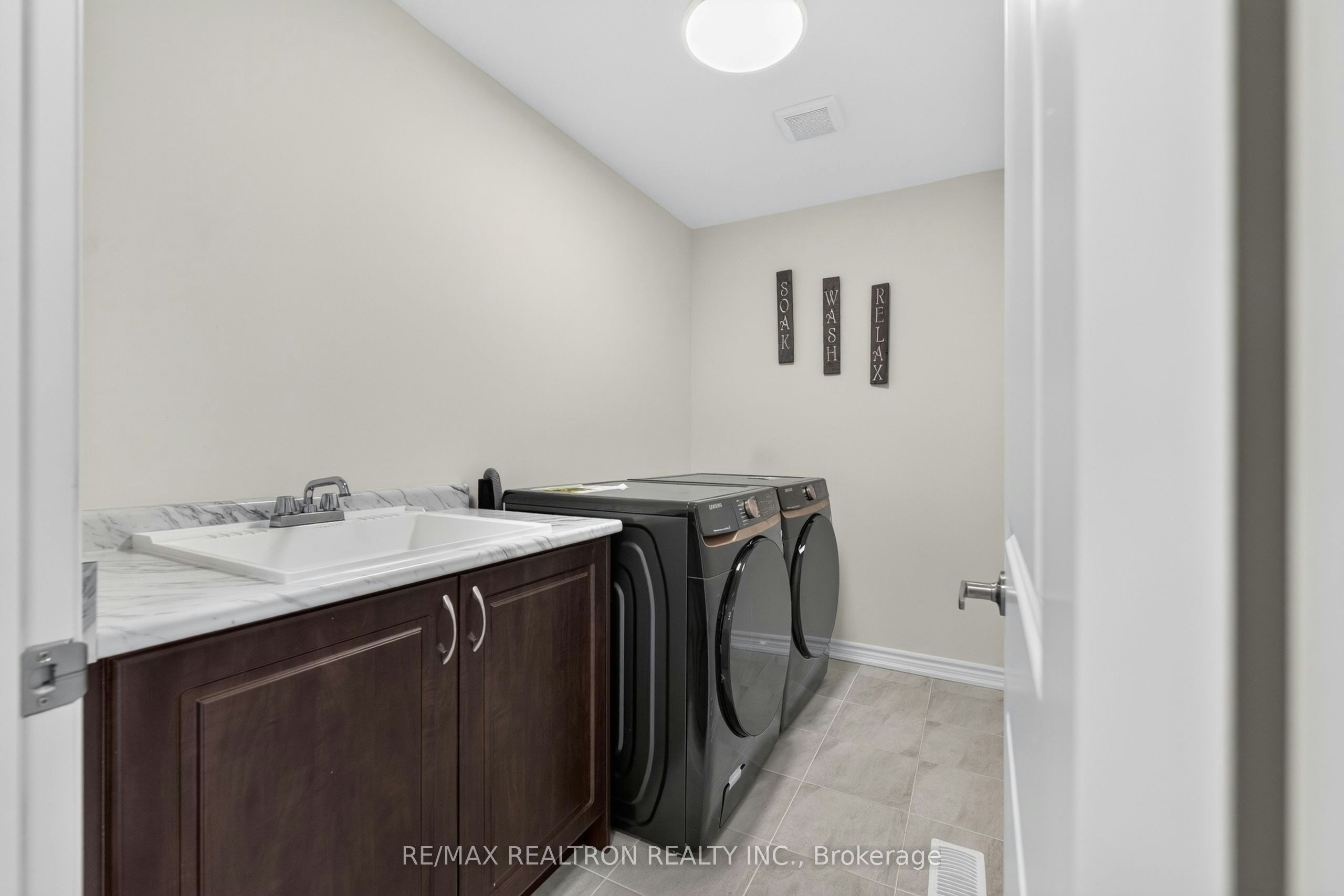 91 Hennessey Crescent, Kawartha Lakes, ON, K9V 0P4 - 39
