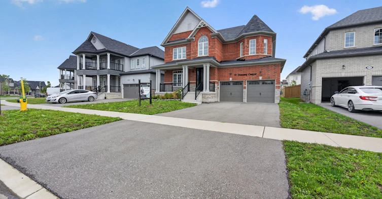 91 Hennessey Crescent, Kawartha Lakes, ON, K9V 0P4 - 2
