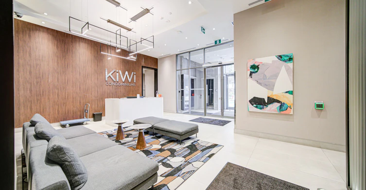 703-212 King William Street, Hamilton, ON, L8R 3P2 - 3