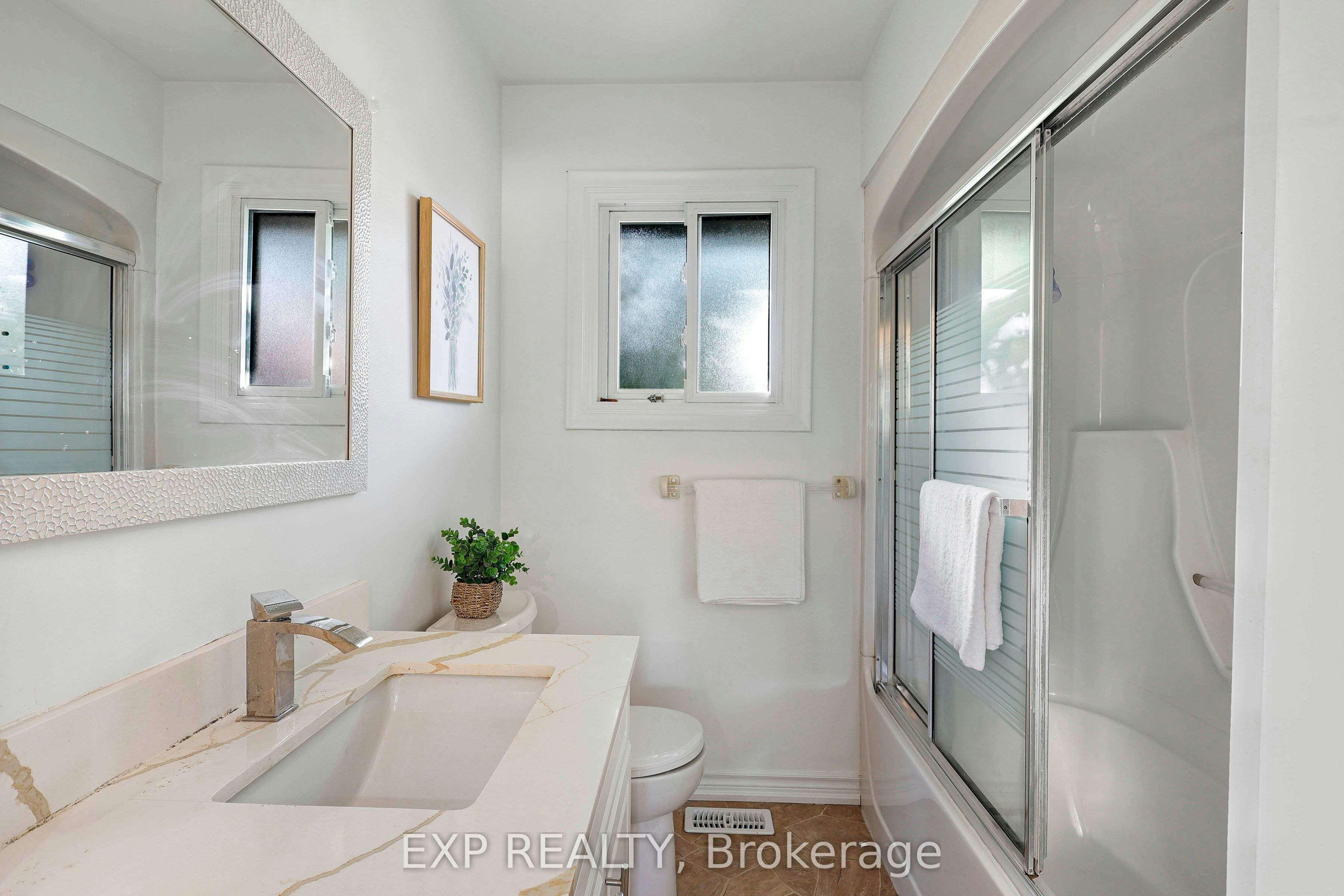 UPPER-1235 Michael Street, London, ON, N5V 2H4 - 16